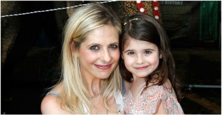 Charlotte Grace Prinze Has a Younger Brother.